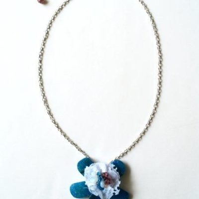 Anthro Cyclades Cinquefoil Necklace