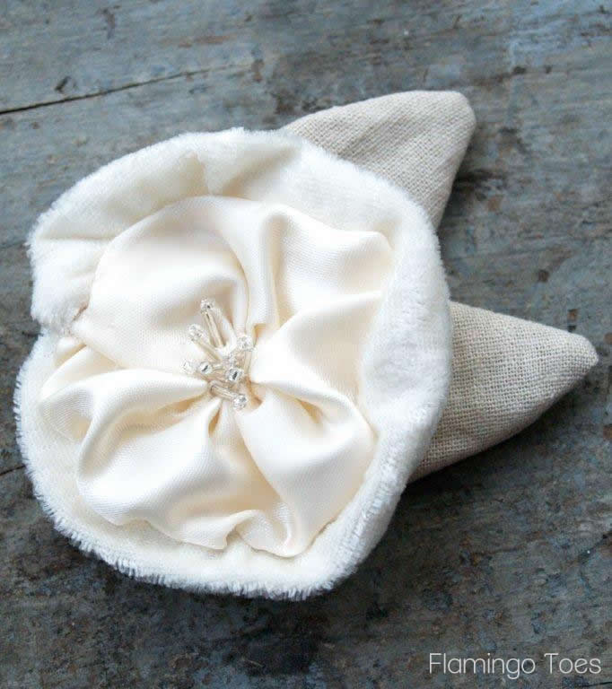 Making Fabric Flowers and a Giveaway!