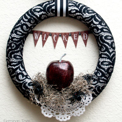 Wicked Halloween Wreath & Entryway Display