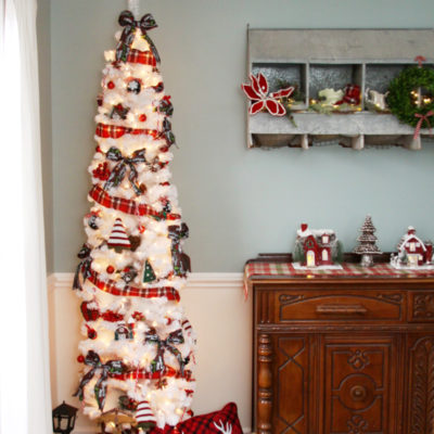 Colorful Plaid Farmhouse Christmas Tree
