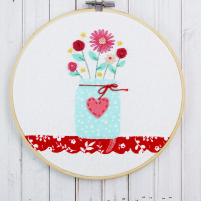 Sweet Mason Jar Vase Hoop – Free Embroidery Pattern!