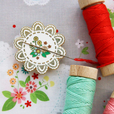 New Vintage Keepsakes Needle Minders!