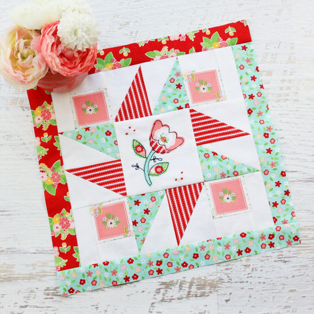 Happy Little Things Quilt Block 4 by popular quilting blog, Flamingo Toes: image of a Happy Little Things quilt block with Vintage Keepsakes fabric.