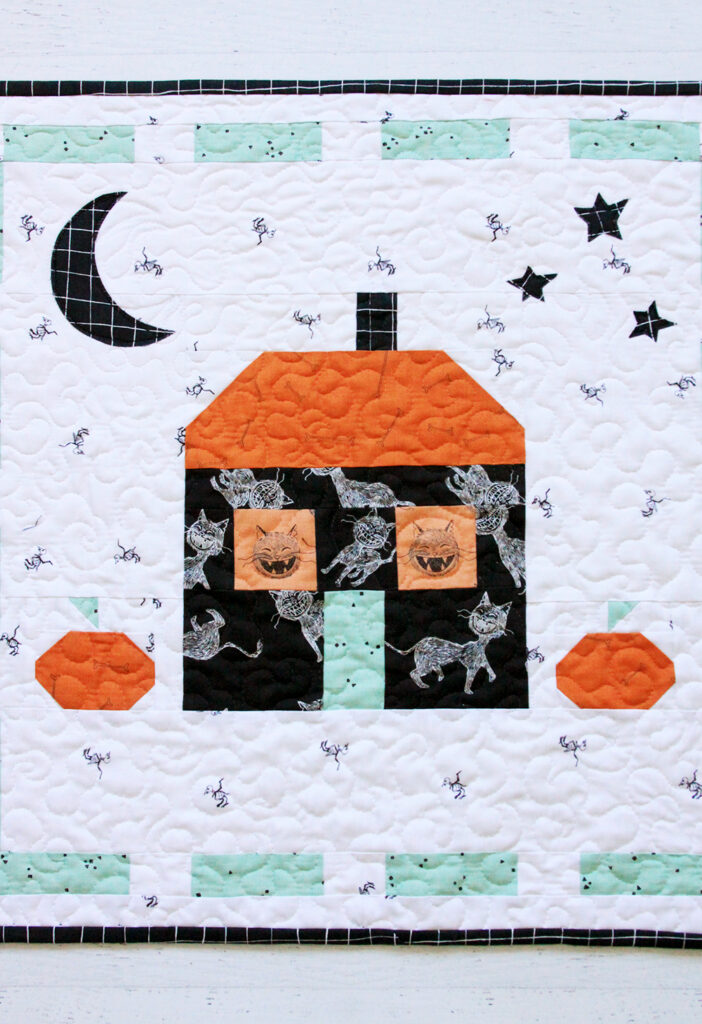 Scaredy Cat Manor Halloween Mini Quilt