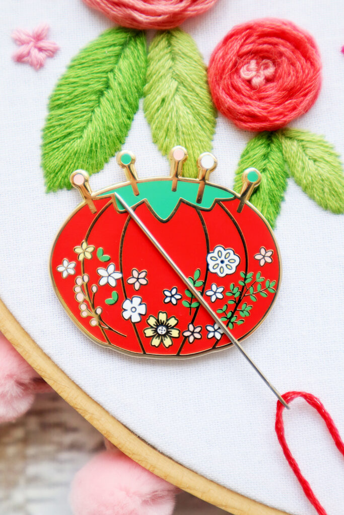 New Vintage Floral Pin Cushion Needle Minder