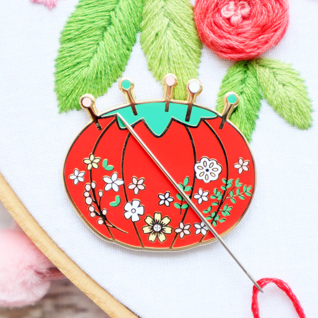 New Vintage Floral Pin Cushion Needle Minder