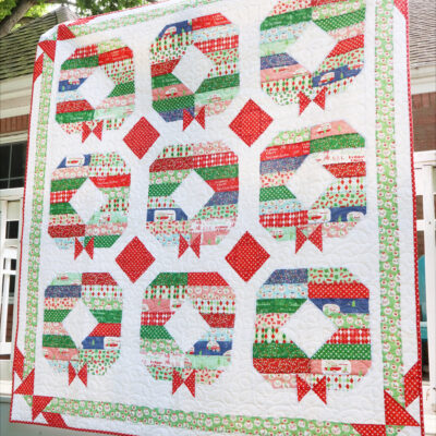 Holly Jolly Wreath Quilt