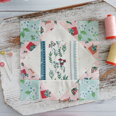 Sewcialites 3 – Block 11: Snuggle Patch Block